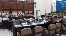 Suasana rapat anggaran terkait Dana Insentif Daerah, Kamis (26/11)