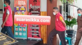 Tersangka dugaan tindak pidana korupsi Proyek Pembangunan Puskesmas Bola