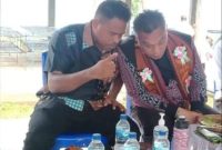 Wakil Ketua Fraksi Partai Nasdem Yosef Nong Soni dalam sebuah kesempatan bersama Bupati Sikka (foto: istimewa)