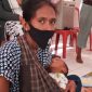 Maria Falentina Manggo bersama anaknya Junero di Rumah Stunting, Selasa (22/12)
