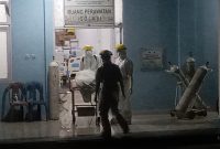 Jenazah BM dipindahkan ke kamar mayat, Senin (28/12) malam
