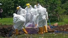 Proses pemakaman PP, pasien positip corona, Rabu (30/12)