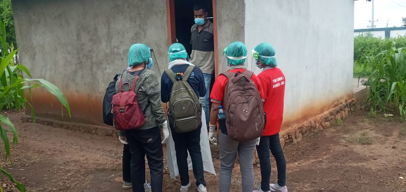 Proses treking terhadap AA alias T, seorang karyawan PT MAN yang terkonfirmasi positip corona, Rabu (27/1)