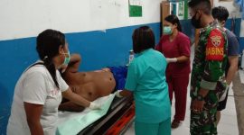 Pelaku pembakar SPBU Paga sedang berada di Puskesmas Paga, Rabu (201/) malam (foto: istimewa)