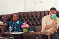 Bupati Sikka saat coffee morning bersama wartawan di Rujab Bupati Sikka, Selasa (16/3)