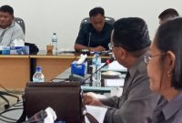 Fabianus Toa, anggota Komisi 3 (kedua dari kiri)