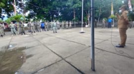 Bupati Sikka memimpin apel di Kantor Satpol PP dan Damkar, Senin (29/3) (foto: istimewa)