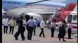 Presisen Jokowi tiba di Bandara Frans Seda, langsung menuju helikopter