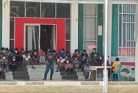 Warga Nualolo terpapar Covid di Gedung SCC, Senin (19/4)