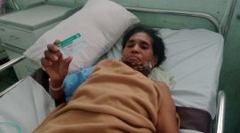 Rosa Paji usai menjalani operasi tumor lutut, memperlihatkan KIS
