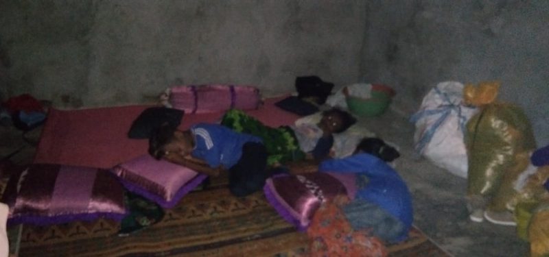Suasana di lokasi pengungsian di Desa Semparong, Sabtu (3/4) (foto: istimewa)