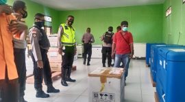 Vaksin Simovac diamankan di Gedung Farmasi, Jumat (23/4) (foto: istimewa)
