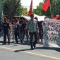 Aksi unjuk rasa damai PMKRI Maumere, Jumat (21/5)
