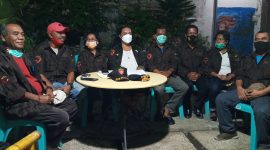 KBPP Sikka Pro AD/ART menggelar konperensi pers terkait konflik internal, Jumat (28/5)