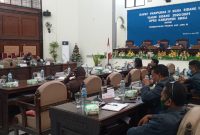 Suasana rapat paripurna di DPRD Sikka, Selasa (22/6)
