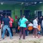 Suasana pengambilan rapid antigen di Labkesda Dinkes Sikka, Sabtu (26/6)