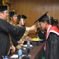 Wisuda Angkatan III Akademi Farmasi Santo Fransiskus Xaverius, Kamis (3/6) (foto: istimewa)