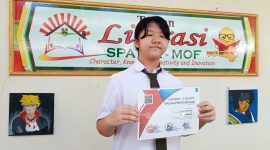 Jessica Cheryl Hartono, pelajar Kelas VIII SMPK Frater Maumere