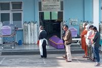 Tiga peti jenazah yang disiapkan untuk 3 jenazah yang meninggal akibat Covid, Senin (5/7)