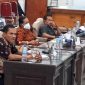 Dicky Raja memberikan pendapat saat RDP dengan Satgas Covid Sikka, Jumat (9/7) 