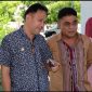 Andreas Hugo Pareira dalam eebuah kesempatan bersama Eliazer Yentji Sunur (foto: istimewa)