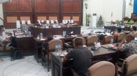 Suasana rapat anggaran PPAS 2022 beberapa hari lalu antara Banggar DPRD Sikka dan  TAPD