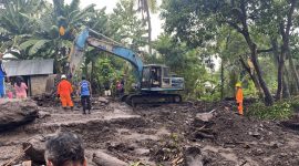 Suasana pencarian korban hilang, Minggu (5/9)
