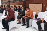 Pejabat eselon dua menghadiri sidang paripurna di DPRD Sikka, Kamis (21/10) 