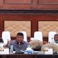 Anggota Badan Anggaran Alfridus Melanus Aeng mengungkapkan fakta baru cacatnya pinjaman daerah, Rabu (27/10)