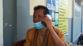 Kepala SMK Santo Gabriel Maumere Stanislaus Adil