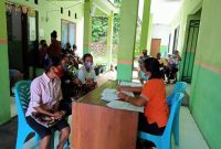 Suasana vaksinasi di Puskesmas Hewokloang, Selasa (28/12)(foto: istimewa)