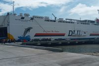 KM Dharma Rucitra VII bersandar di Pelabuhan Laurens Say Maumere, Senin (10/1) pagi