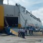 Persiapan acara penyambutan pelayaran perdana KM Dharma Rukcitra VII di Pelabuhan Laurens Say Maumere, Senin (10/1)