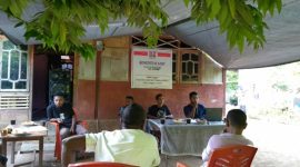 Andreas Lawe, Ketua BPAN Flores Bagian Timur sedang memimpin pertemuan beberapa waktu lalu