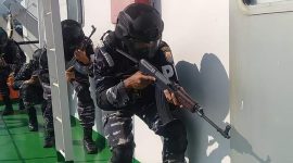 Tim Anti Teror Lanal Maumere 