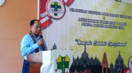 Wakil Bupati Sikka Romanus Woga membuka Muskomcab Pemuda Katolik Kabupaten Sikka di Hotel Wailiti, Kamis (12/5) 