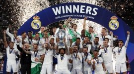 Euforia Real Madrid usai berhasil meraih trofi Liga Champion 2022, Minggu (29/5)