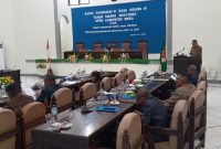 Bupati Sikka sedang menyampaikan Pidato Pengantar Nota Keuangan atas Ranperda Pertanggungjawaban Pelaksanaan APBD Sikka TA 2021, Senin (27/6)