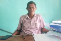 Ketua Panitia Pilkades Reroroja Polikarpus Sangsubari