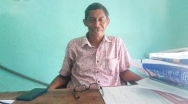 Ketua Panitia Pilkades Reroroja Polikarpus Sangsubari
