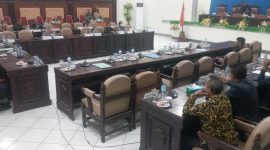 Suasana sidang paripurna, Jumat (22/7) malam