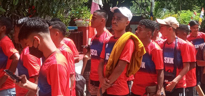 Kontingen PS Kota Kupang sedang menuju rumah paguyuban, Rabu (7/9)