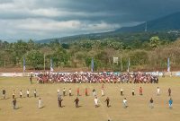 Suasana gladikotor pembukaan Liga 3 ETMC Tahun 2022 di GOR 99 Lewoleba, Rabu (7/9)