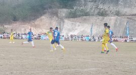 PS Malaka dan Persematim Manggarai Timur pada partai perdana Liga 3 ETMC Tahun 2022 di Kabupaten Lembata, Jumat (9/9)