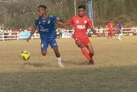 Bentrok antara PS Kota Kupang dan Perse Ende di GOR 99, Minggu (11/9)