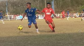 Bentrok antara PS Kota Kupang dan Perse Ende di GOR 99, Minggu (11/9)