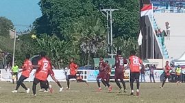 PSN Ngada unggul 3-0 atas Kristal FC di GOR 99 Lewoleba, Senin (12/9)