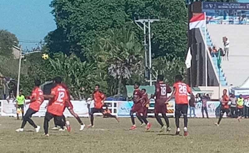 PSN Ngada unggul 3-0 atas Kristal FC di GOR 99 Lewoleba, Senin (12/9)