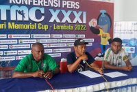 Pelatih Kepala Persami Maumere Fredy MBW memberikan keterangan pers usai Persami Maumere menang atas Persab Belu, Senin (19/9)