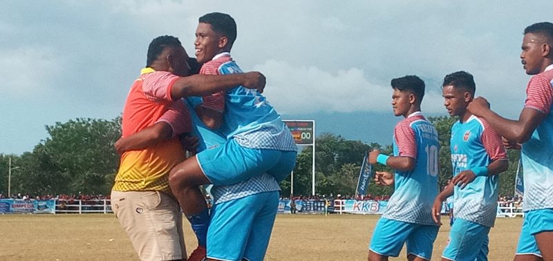 Beginilah euforia Perseftim ketika gol pertama pada gawang Nirwana FC, Selasa (20/9) 